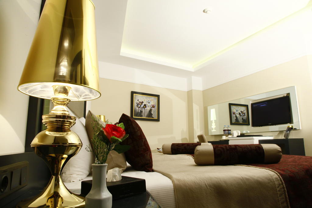 Mirilayon Hotel - Old Town Istambul Exterior foto